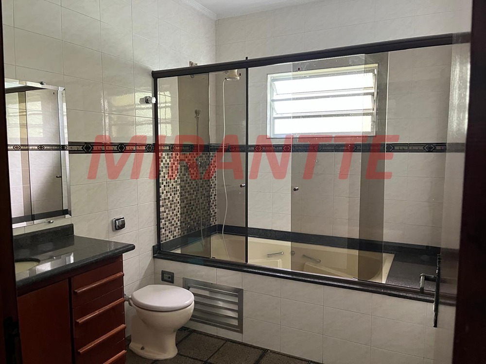 Sobrado de 187m² com 3 quartos em Chora Menino
