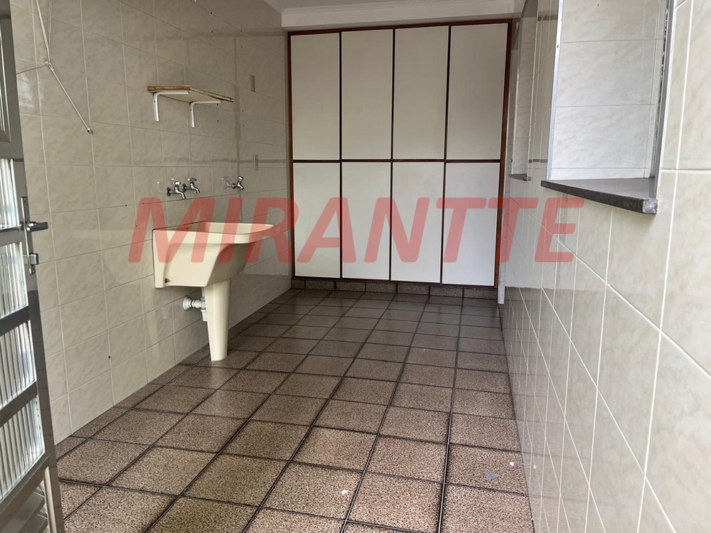 Sobrado de 187m² com 3 quartos em Chora Menino