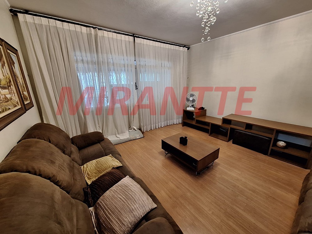 Sobrado de 142m² com 3 quartos em Santa Teresinha