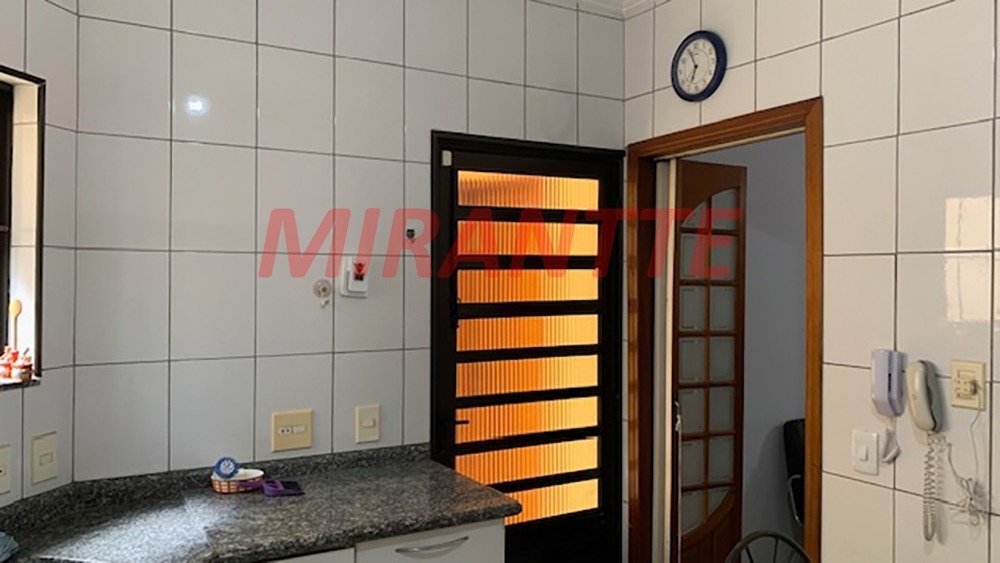 Sobrado de 110m² com 2 quartos em Santana