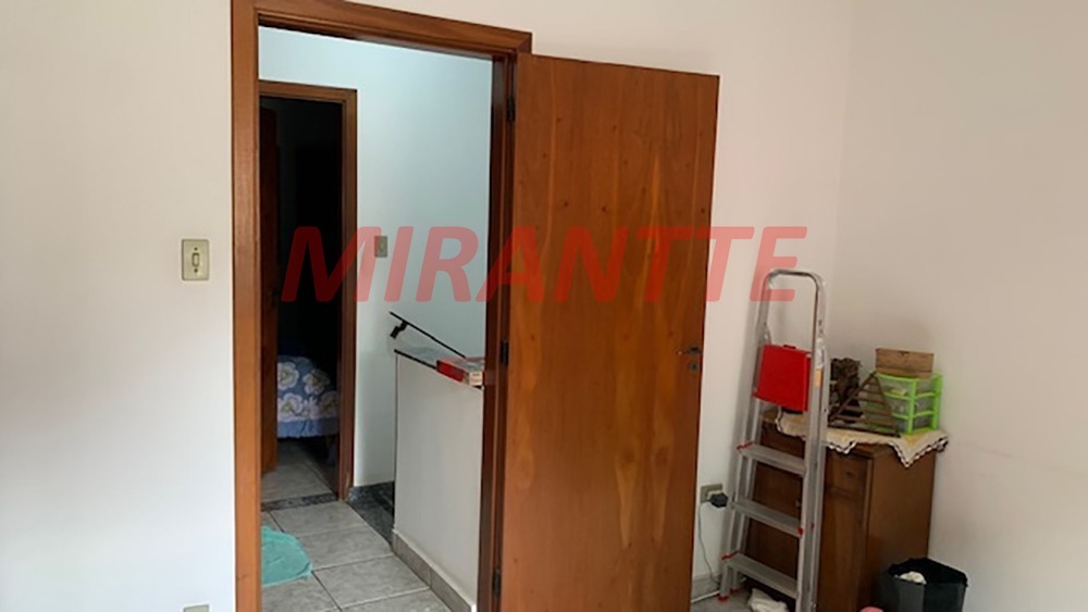 Sobrado de 110m² com 2 quartos em Santana