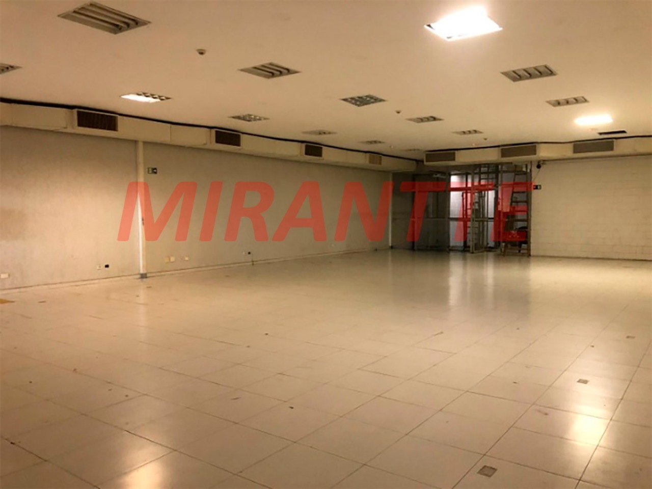 Comercial de 667m² em Vila Maria