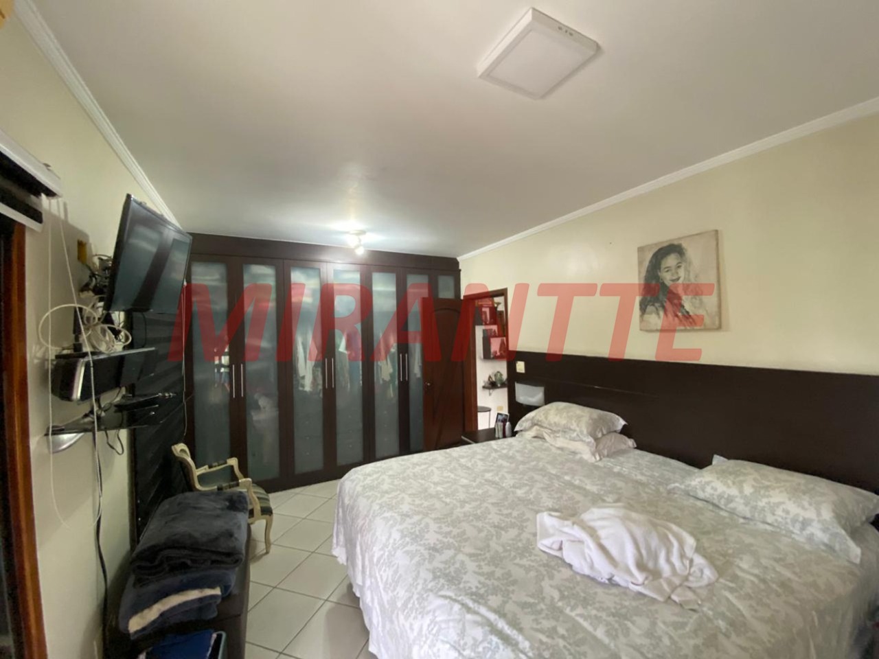 Sobrado de 182m² com 3 quartos em Vila Leonor