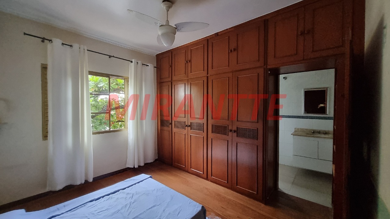 Sobrado de 330m² com 3 quartos em Casa Verde