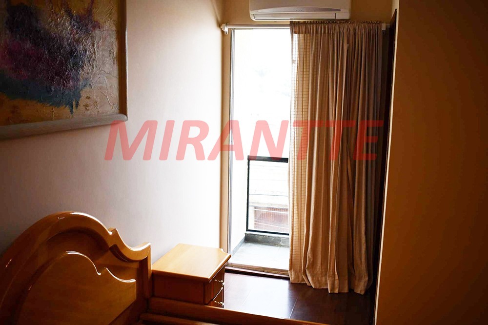 Sobrado de 164m² com 3 quartos em Vila Maria Alta