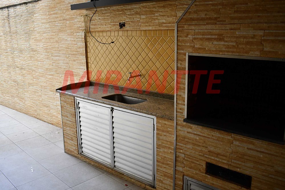 Sobrado de 164m² com 3 quartos em Vila Maria Alta