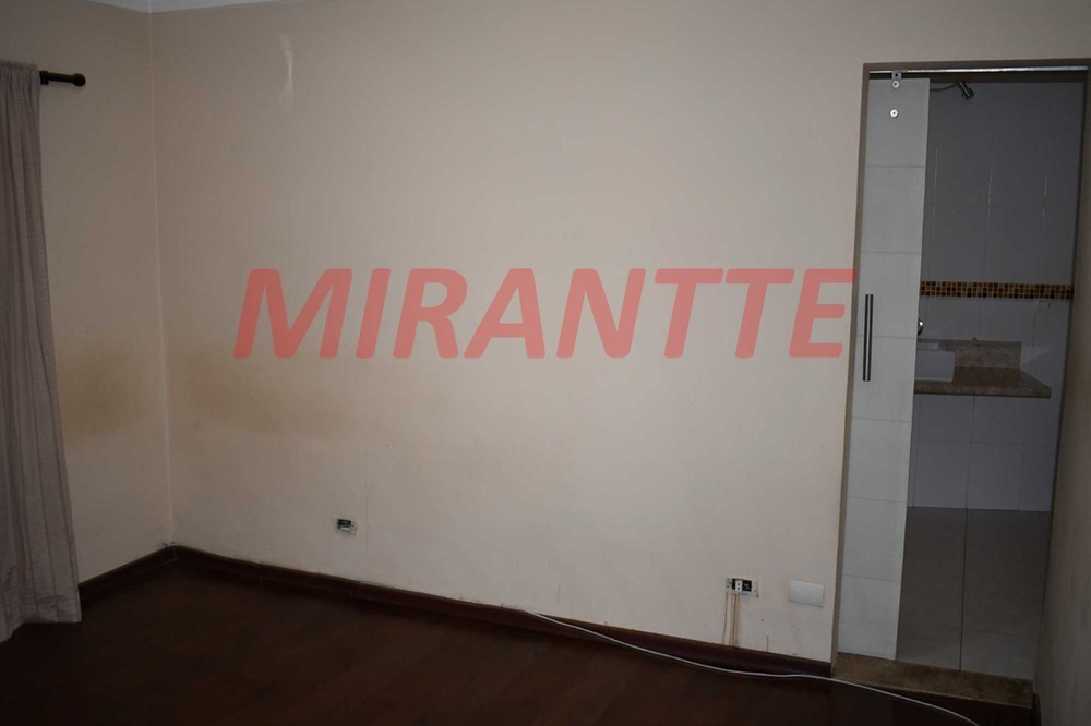 Sobrado de 164m² com 3 quartos em Vila Maria Alta