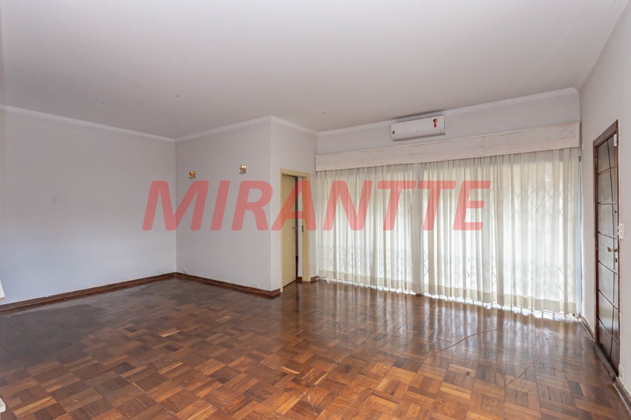 Sobrado de 237m² com 4 quartos em Cidade Monções