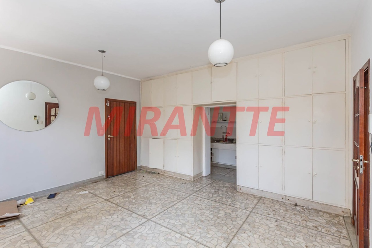 Sobrado de 237m² com 4 quartos em Cidade Monções