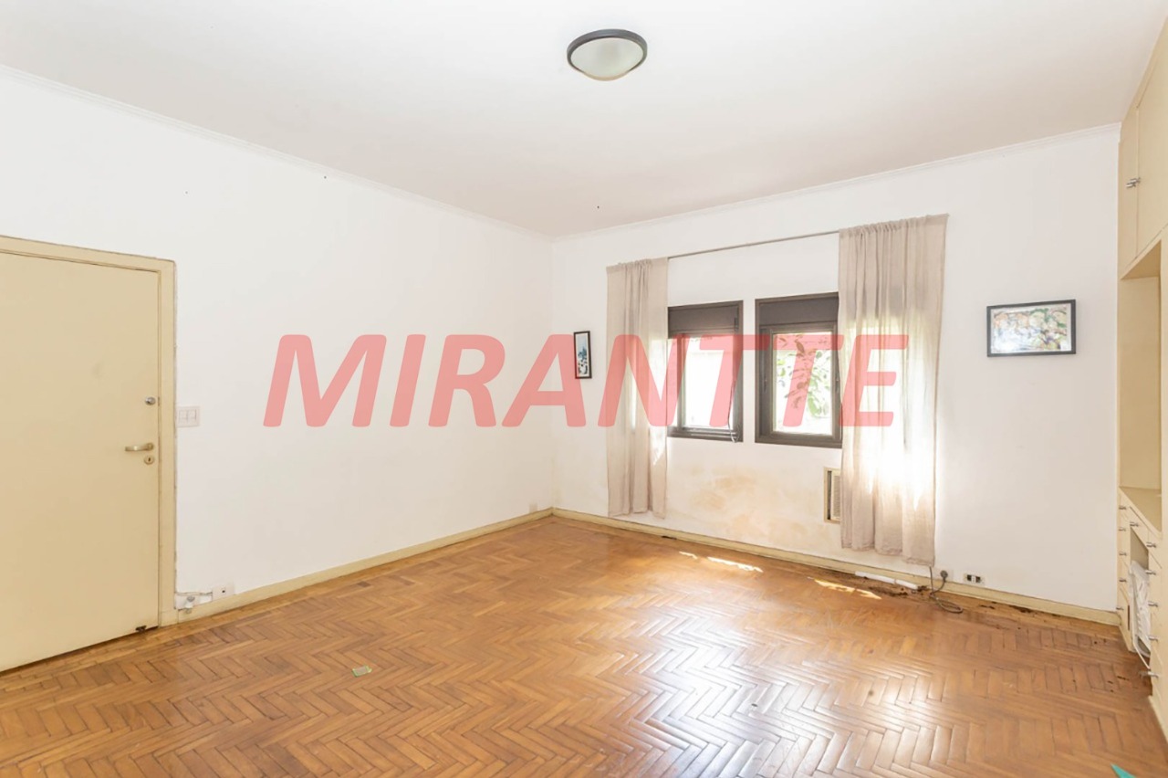 Sobrado de 237m² com 4 quartos em Cidade Monções