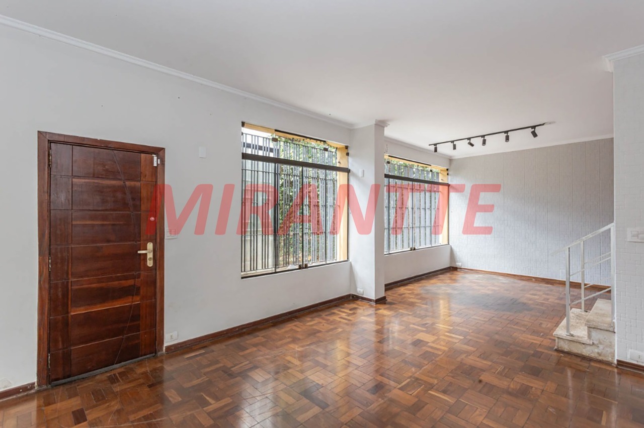 Sobrado de 237m² com 4 quartos em Cidade Monções