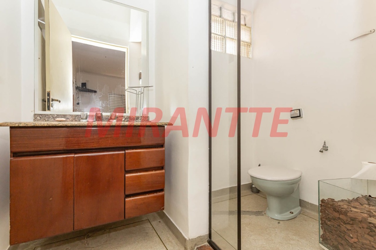 Sobrado de 237m² com 4 quartos em Cidade Monções