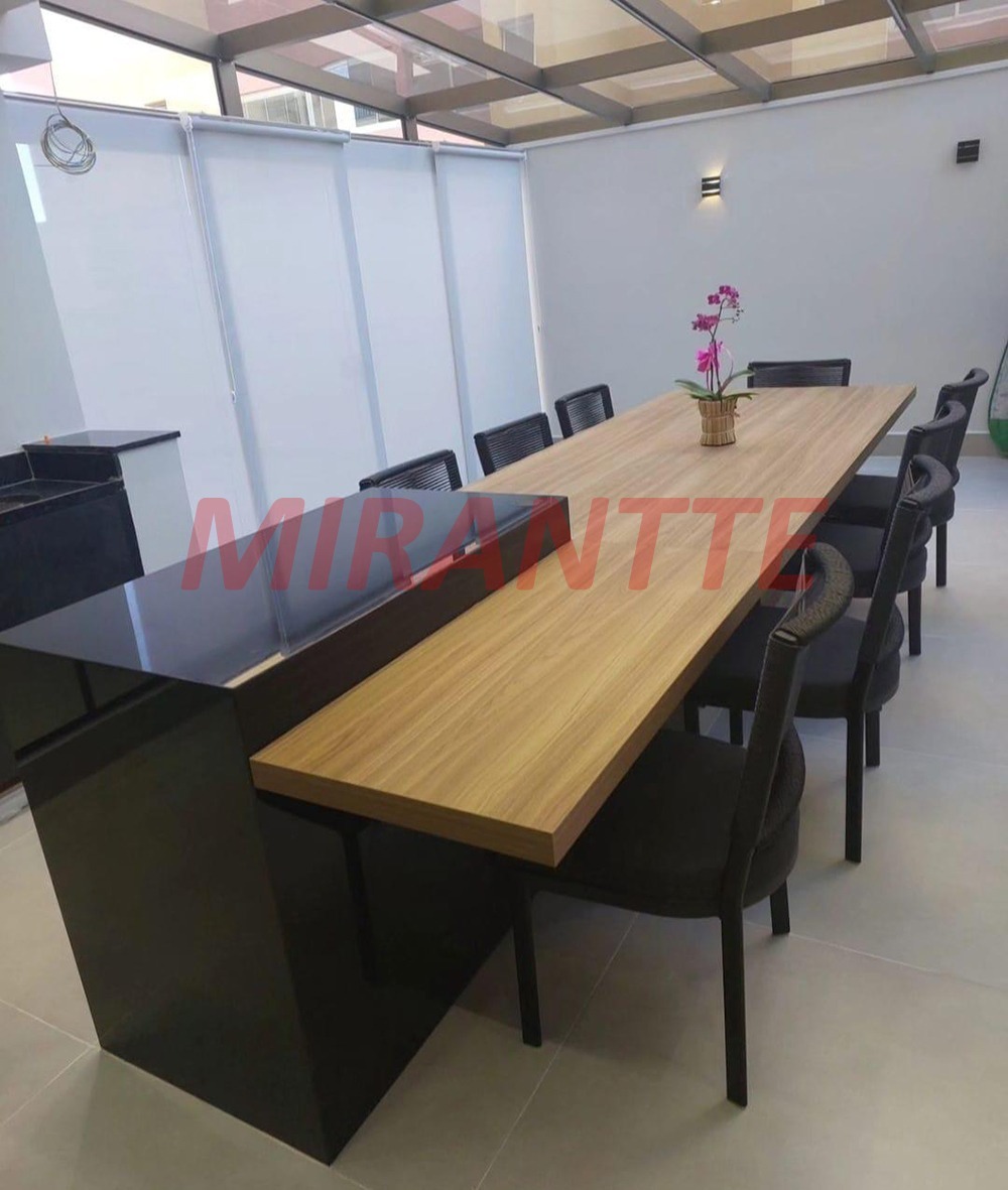 Apartamento de 122m² com 2 quartos em Santana