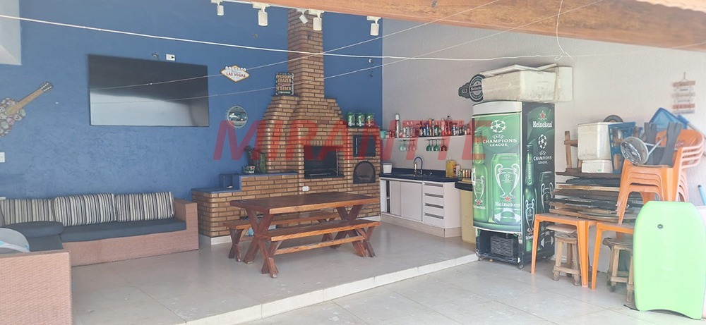 Casa terrea de 180m² com 4 quartos em Vila Albertina