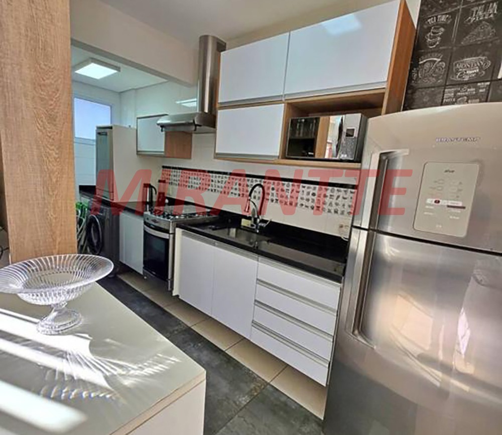 Apartamento de 80m² com 2 quartos em Parque Enseada