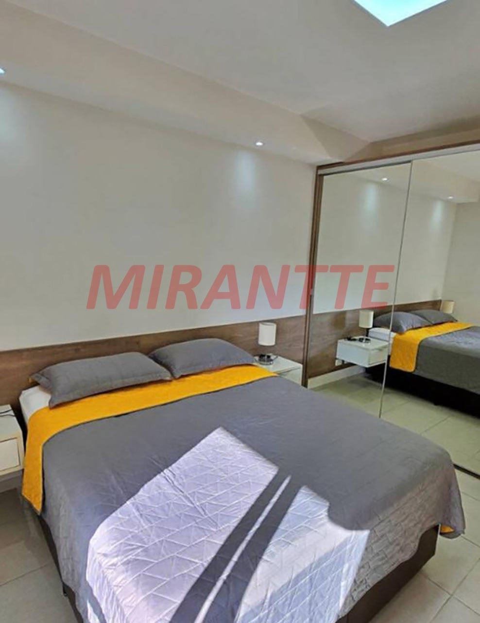 Apartamento de 80m² com 2 quartos em Parque Enseada