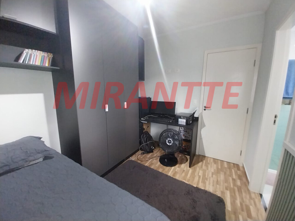 Cond. fechado de 66m² com 2 quartos em Vila Mazzei