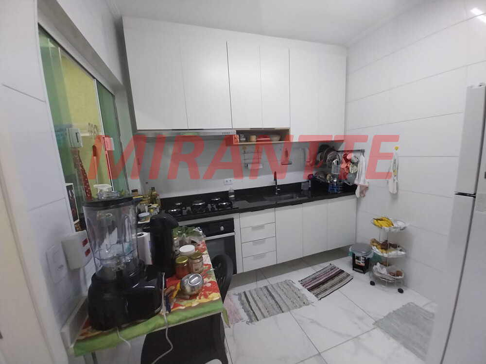 Cond. fechado de 66m² com 2 quartos em Vila Mazzei