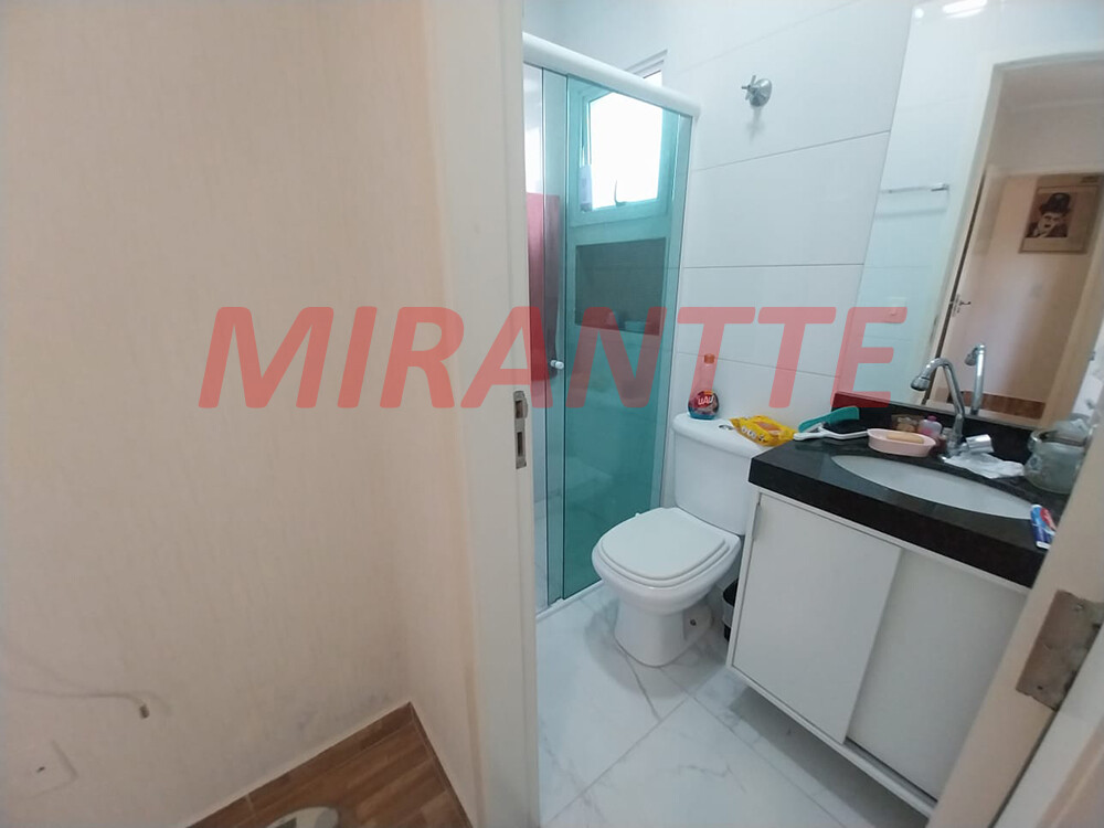 Cond. fechado de 66m² com 2 quartos em Vila Mazzei