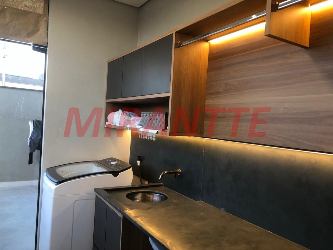 Cond. fechado de 304m² com 3 quartos em Alto de São Alto de São FranciscoFrancisco