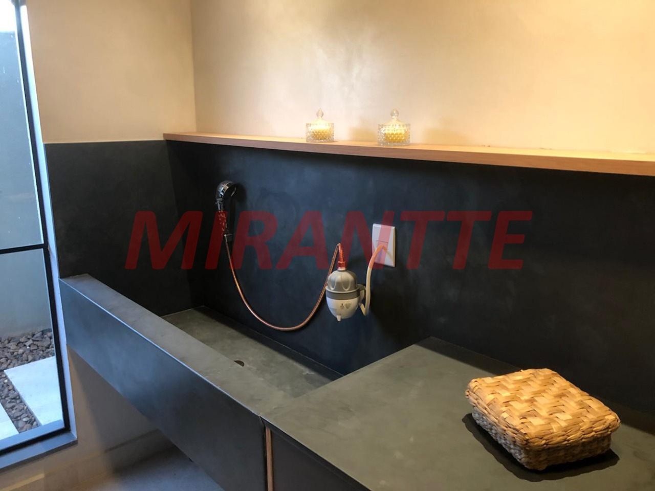 Cond. fechado de 304m² com 3 quartos em Alto de São Alto de São FranciscoFrancisco