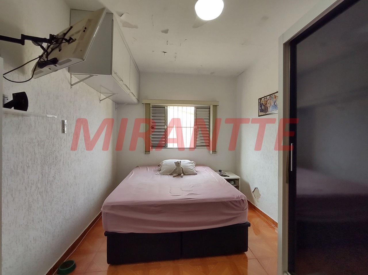 Sobrado de 143m² com 4 quartos em Vila Romero