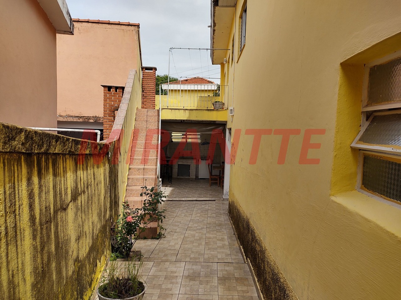 Sobrado de 143m² com 4 quartos em Vila Romero