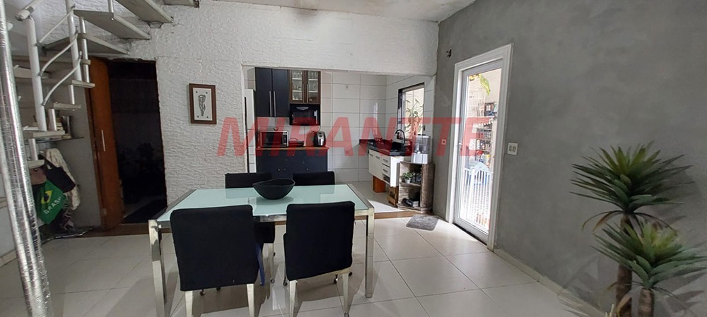 Casa terrea de 60m² com 2 quartos em Vila Nova Carolina