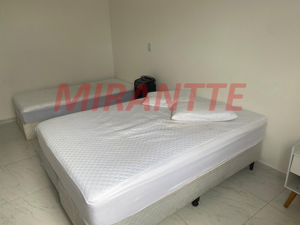 Cond. fechado de 185m² com 2 quartos em Ninho Verde