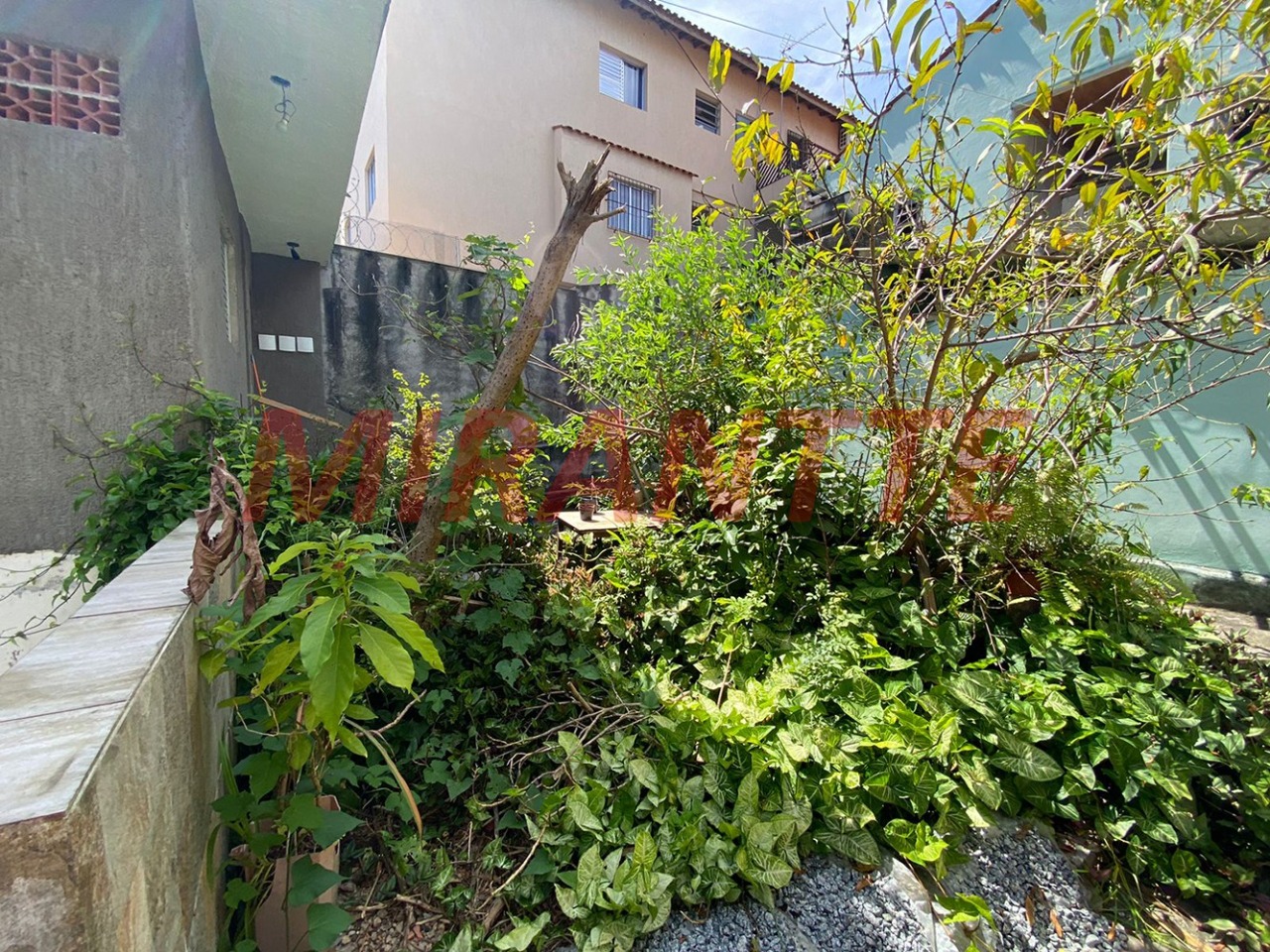 Terreno de 0m² em Santa Teresinha