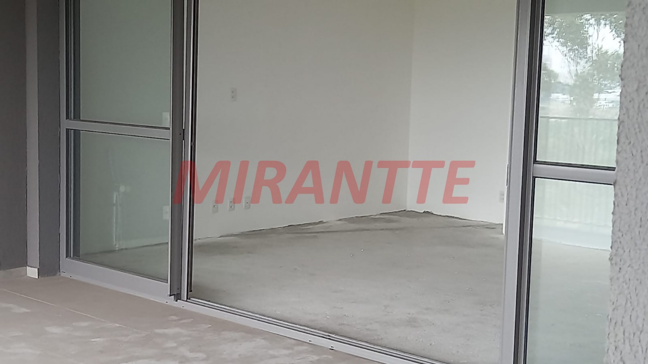 Apartamento de 178m² com 3 quartos em Santana