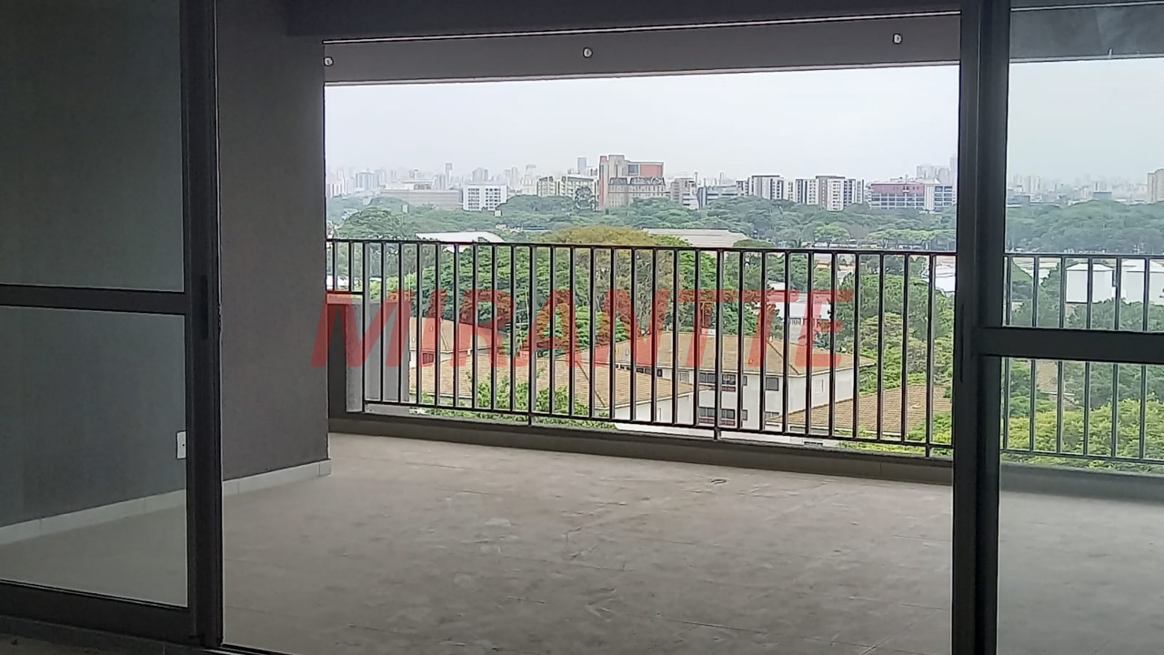 Apartamento de 178m² com 3 quartos em Santana