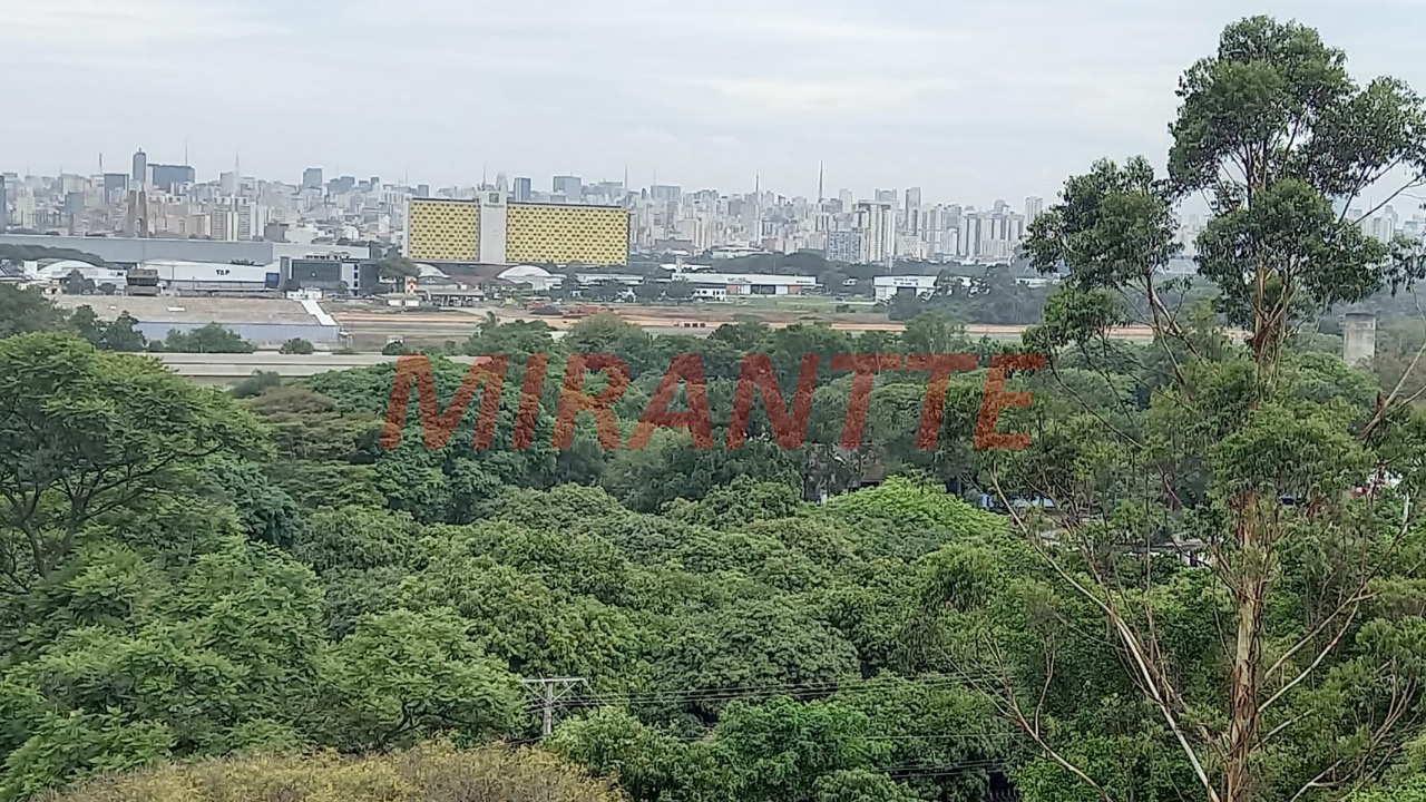 Apartamento de 178m² com 3 quartos em Santana