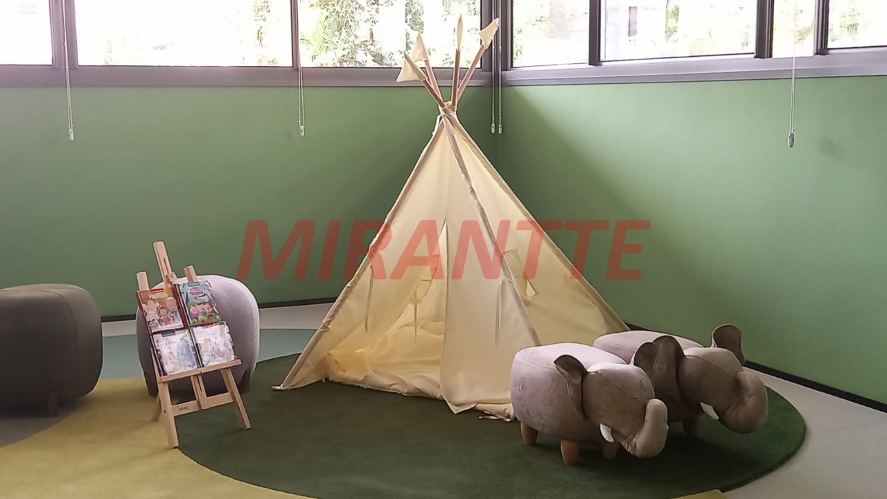 Apartamento de 178m² com 3 quartos em Santana
