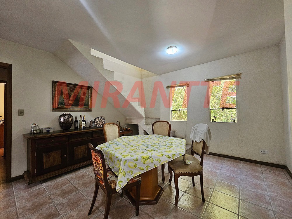 Cond. fechado de 358.15m² com 4 quartos em São Vicente