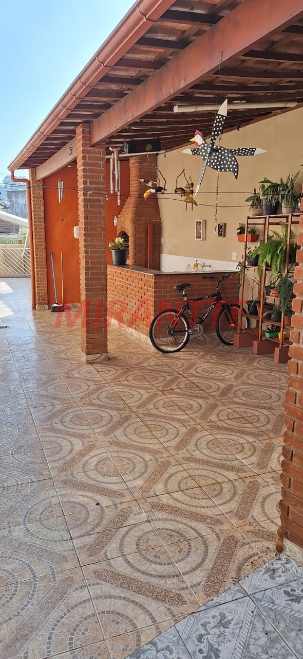 Sobrado de 300m² com 3 quartos em Jardim Oriental