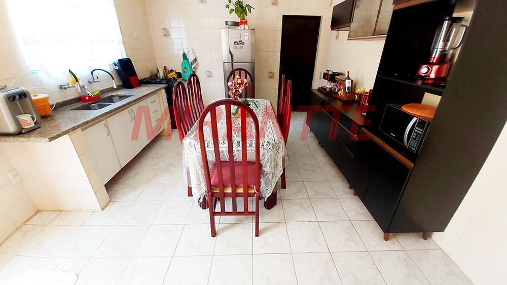 Sobrado de 300m² com 3 quartos em Jardim Oriental