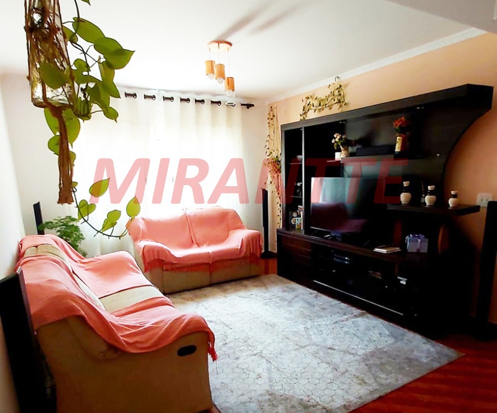 Sobrado de 300m² com 3 quartos em Jardim Oriental