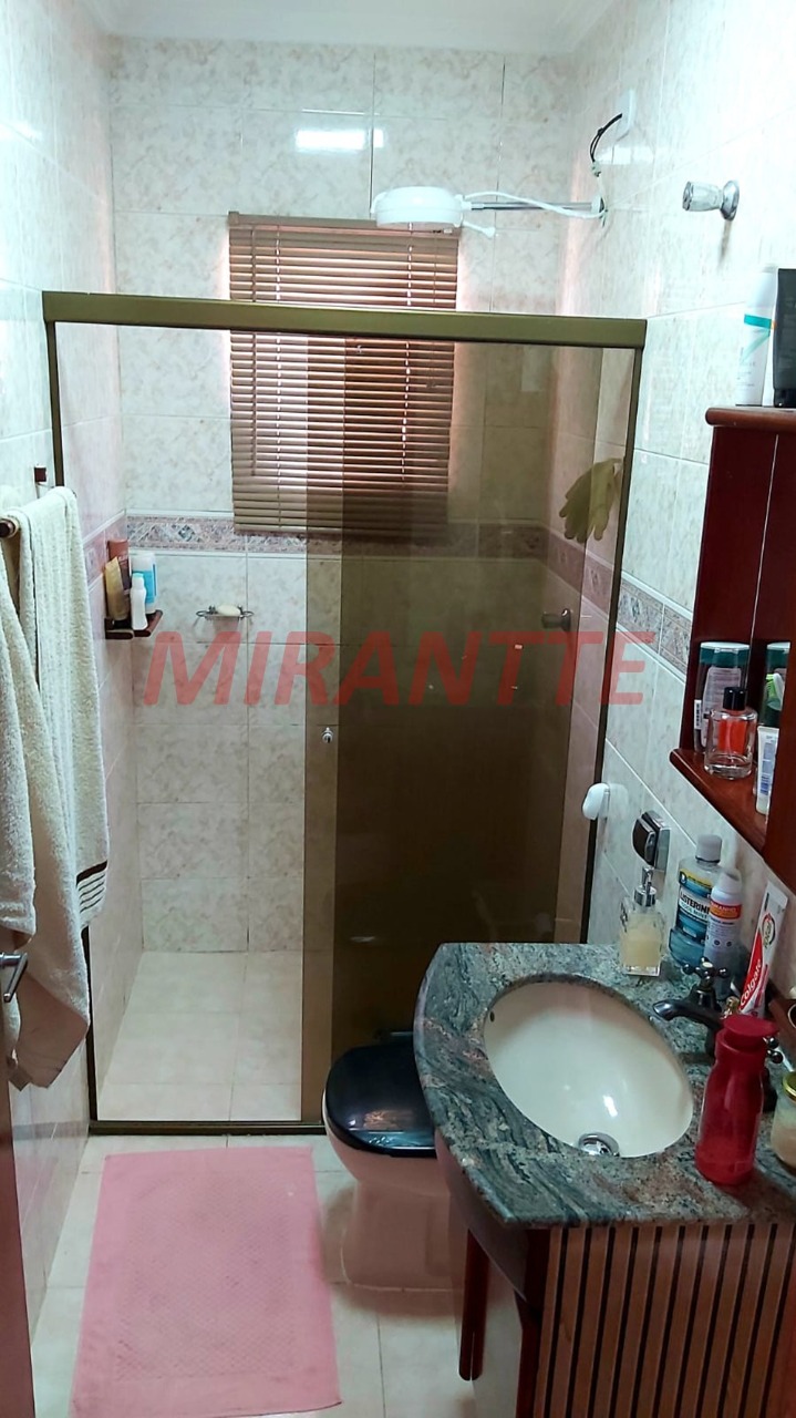 Sobrado de 300m² com 3 quartos em Jardim Oriental