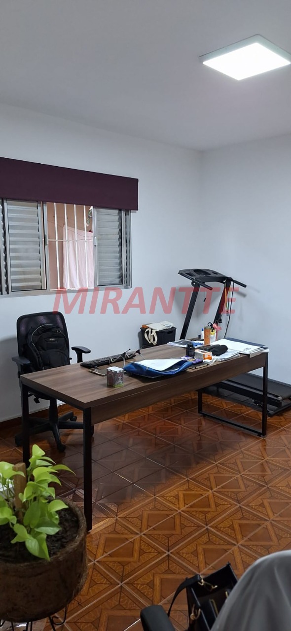 Sobrado de 300m² com 3 quartos em Jardim Oriental