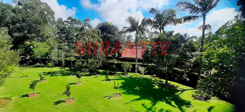 Casa terrea de 475.76m² com 4 quartos em Caraguata