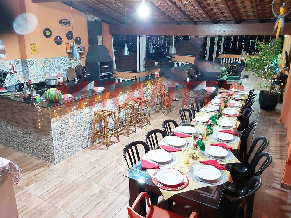 Sobrado de 516m² com 3 quartos em Mandaqui