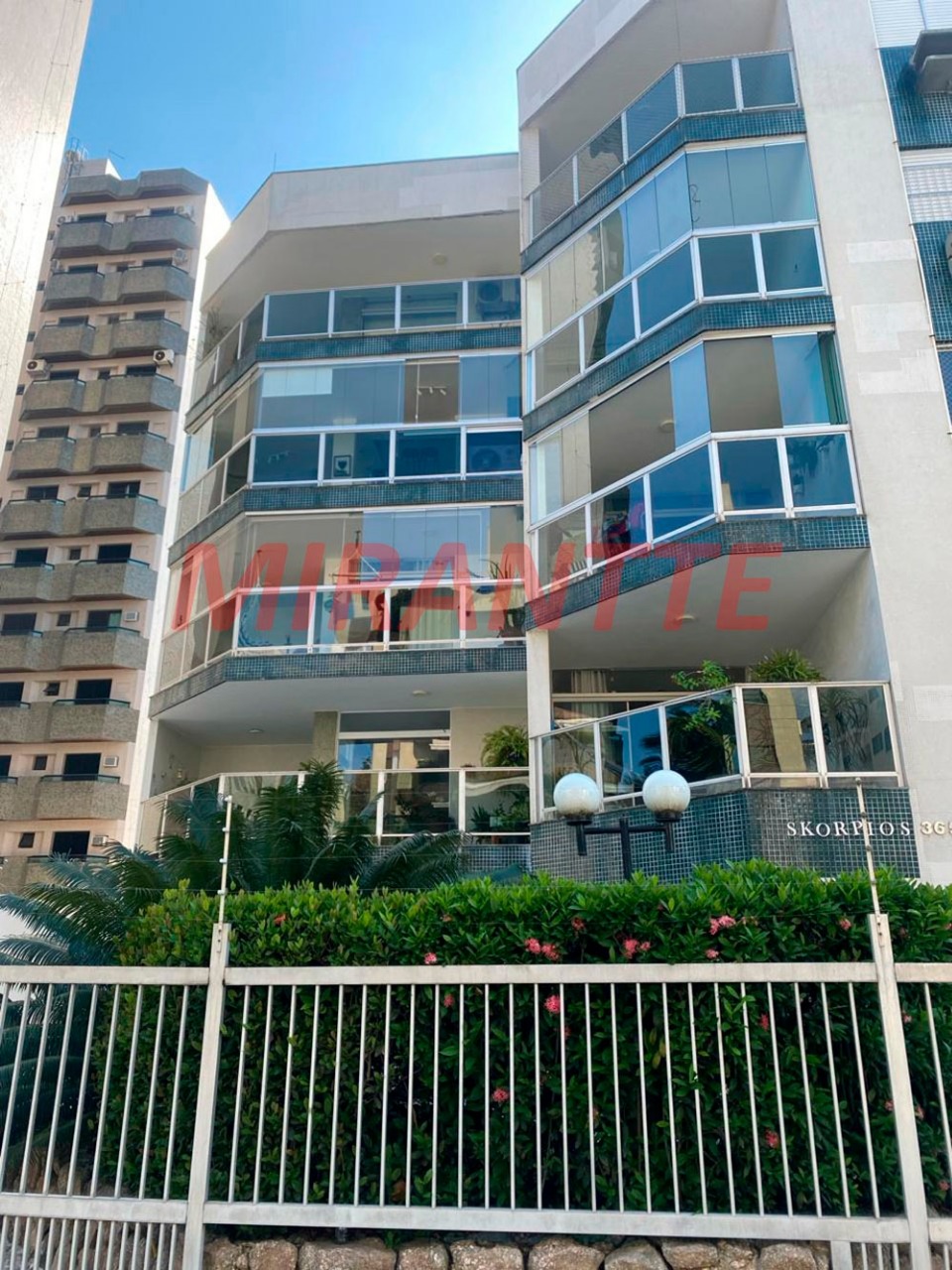 Apartamento de 170m² com 3 quartos em ENSEADA