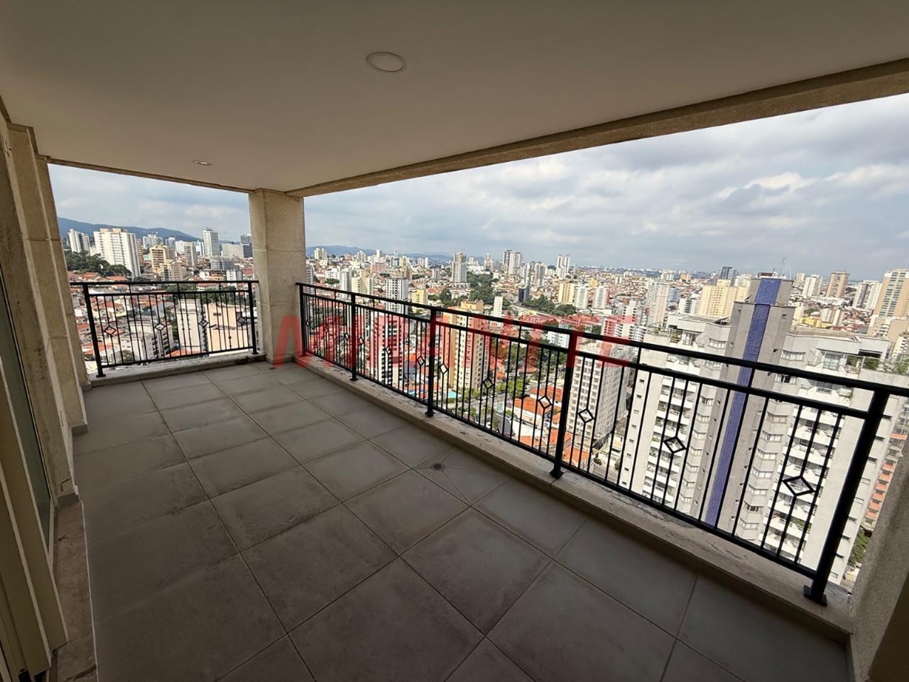 Apartamento de 120m² com 3 quartos em Vila Pauliceia
