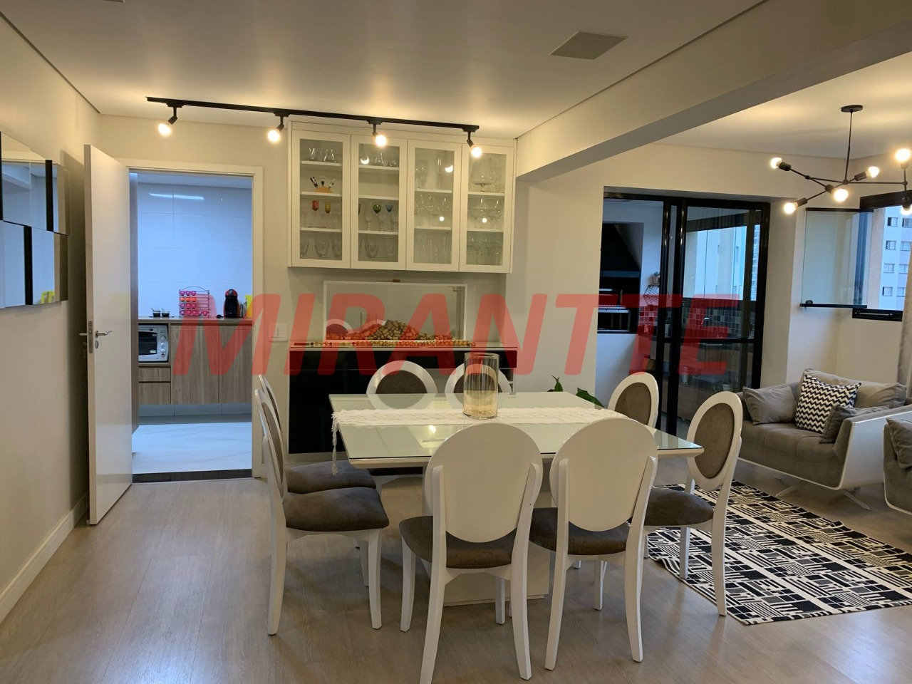 Apartamento de 153m² com 5 quartos em Santa Terezinha