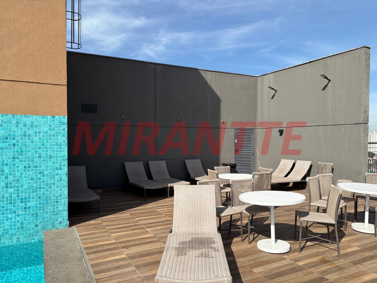 Apartamento de 72m² com 2 quartos em Vila Esperanca