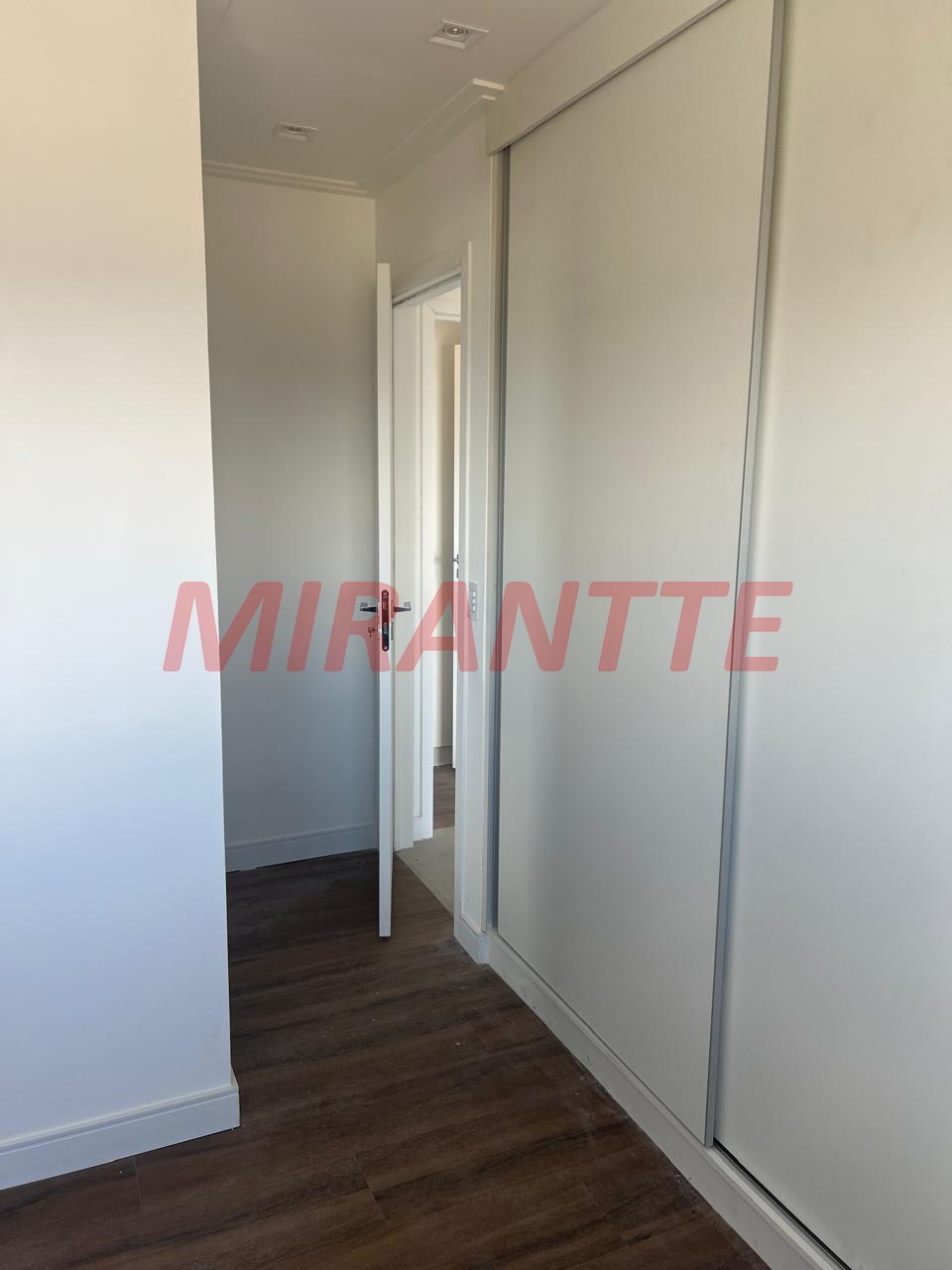 Apartamento de 72m² com 2 quartos em Vila Esperanca