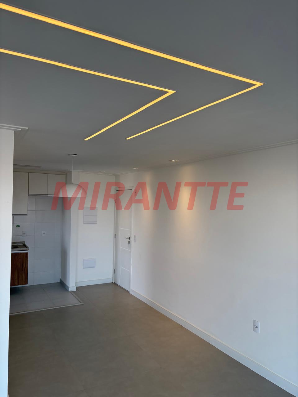 Apartamento de 72m² com 2 quartos em Vila Esperanca