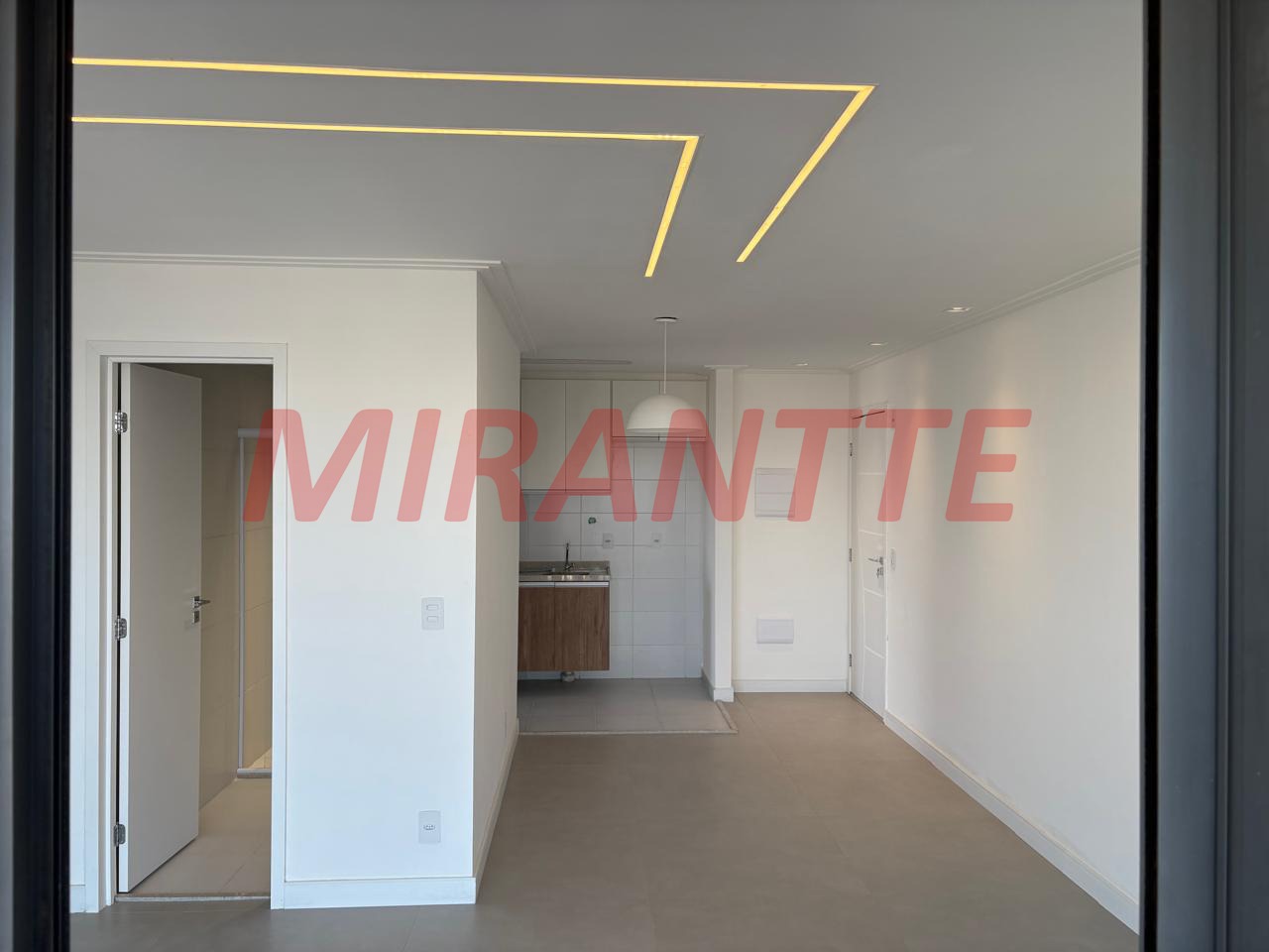 Apartamento de 72m² com 2 quartos em Vila Esperanca