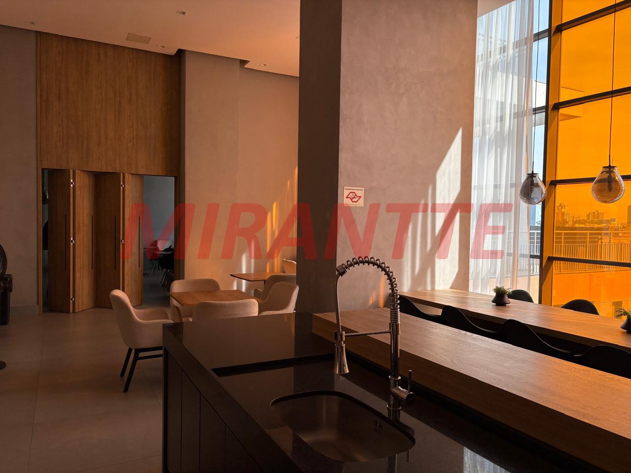 Apartamento de 72m² com 2 quartos em Vila Esperanca